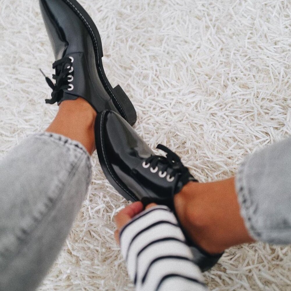 INCH 2 Handmade Patent Leather Oxfords (US 8, EU 39)